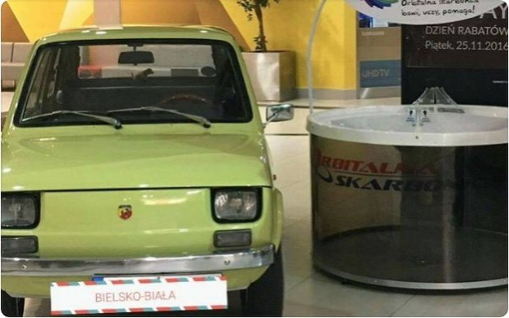 Zbiórka MALUCH Fiat 126p dla TOMA HANKSA - zdjęcie główne
