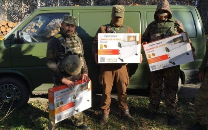 Zbiórka samochód dla pomocy humanitarnej - zdjęcie główne