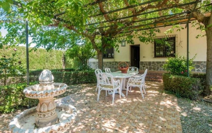 Zbiórka Wyjazd do urokliwej Granady - zdjęcie główne