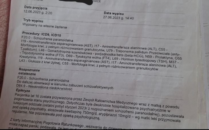 Dokument medyczny z informacjami o pacjencie i diagnozie.