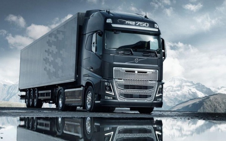 Zbiórka Prawo jazdy na tira C+E - zdjęcie główne