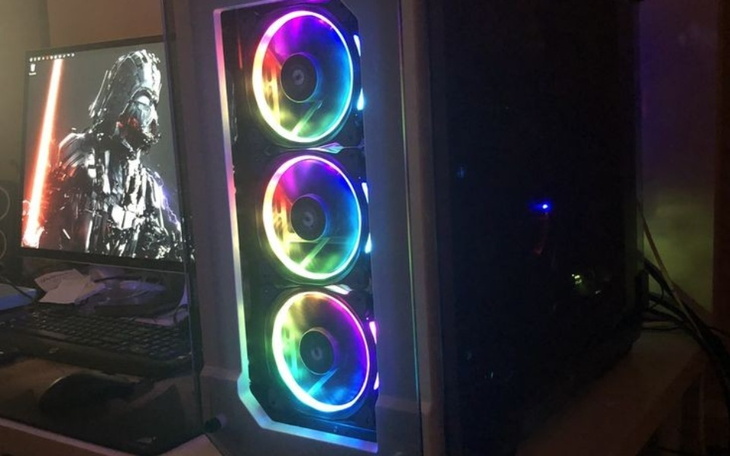 Zbiórka ___komputer___ - zdjęcie główne