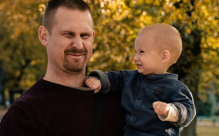 Zbiórka Aparat dla czterdziestolatka - zdjęcie główne