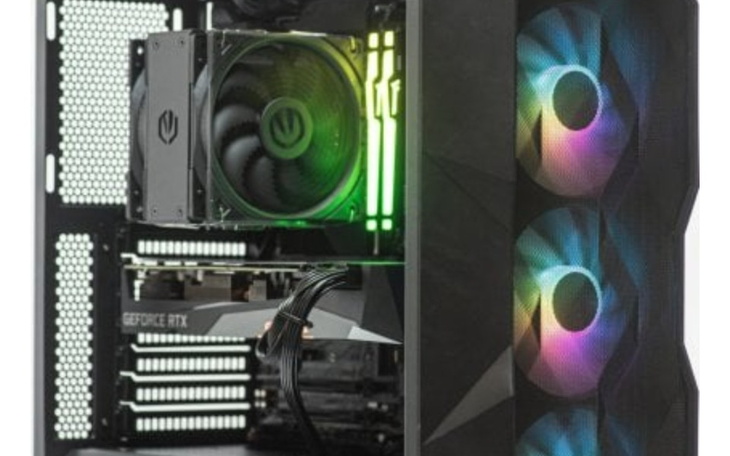 Zbiórka Na wymażony komputer 100 zł - zdjęcie główne