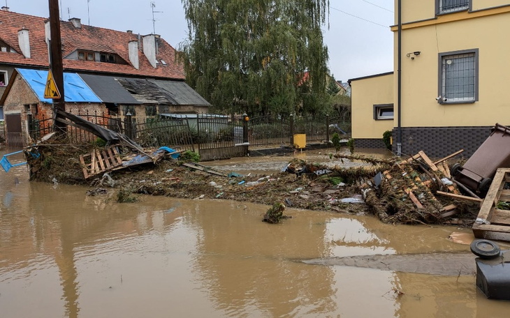 Zbiórka Na osuszacz dla powodzian - zdjęcie główne