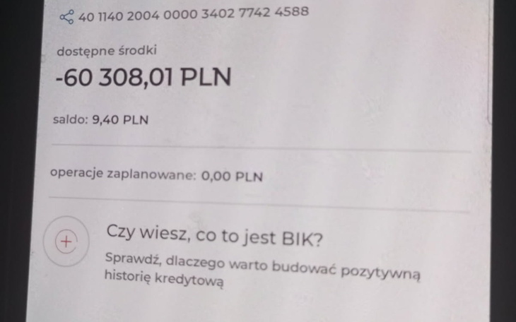 Zrzut ekranu z konta bankowego z saldem.