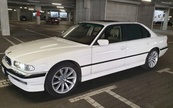 Zbiórka bmw E38 - zdjęcie główne