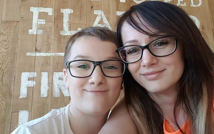 Zbiórka Anna Frączek kontra złośliwy rak - zdjęcie główne