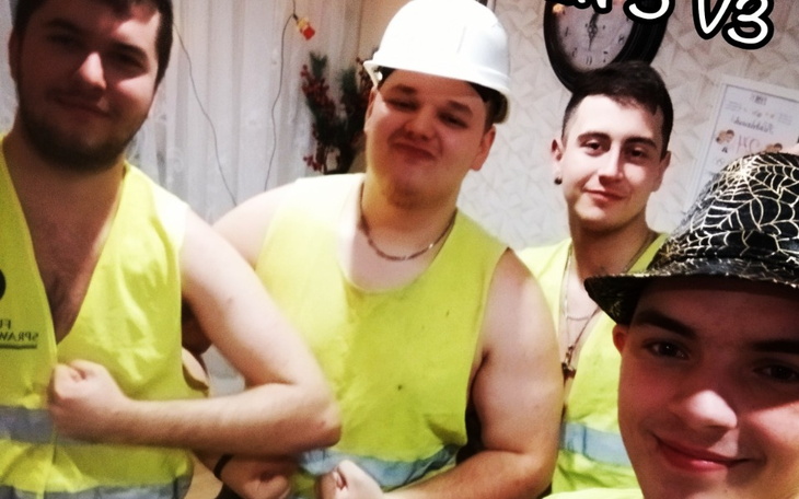 Zbiórka Na Budowę melanż z robotnikami - zdjęcie główne