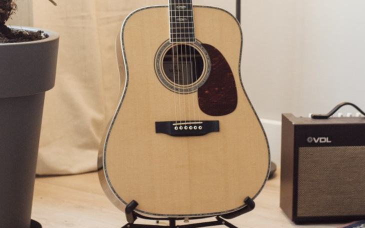 Zbiórka Na gitarę akustyczną - zdjęcie główne