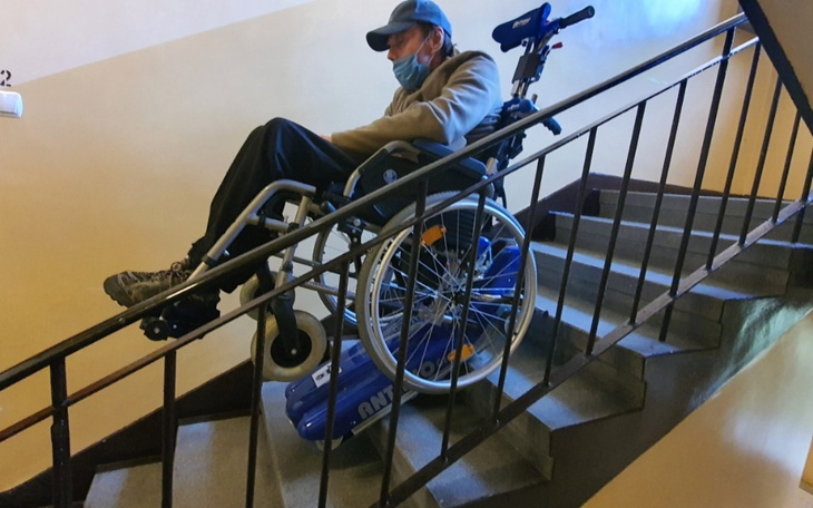 Zbiórka SpecjalistyczneAutoDoDomuSeniora - zdjęcie główne