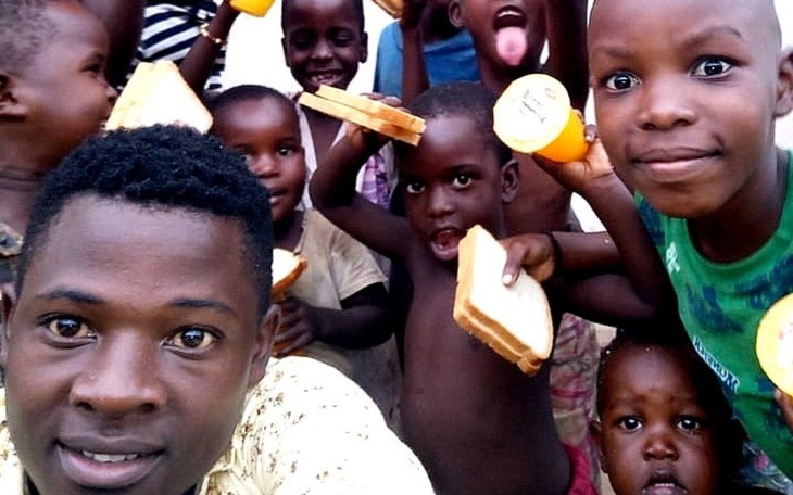 Zbiórka Święta dla dzieci z sierocińca - zdjęcie główne