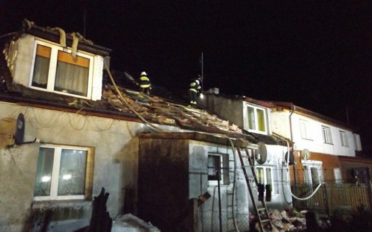 Zbiórka POMOC odbudowa domu po pożarze - zdjęcie główne