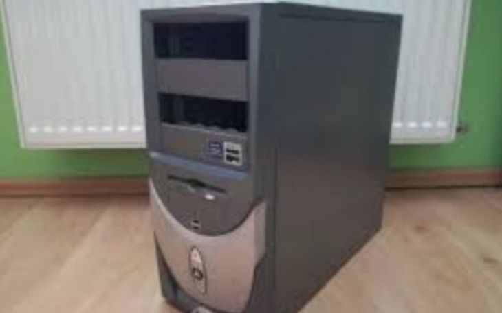 Zbiórka Najnowszy komputer - zdjęcie główne