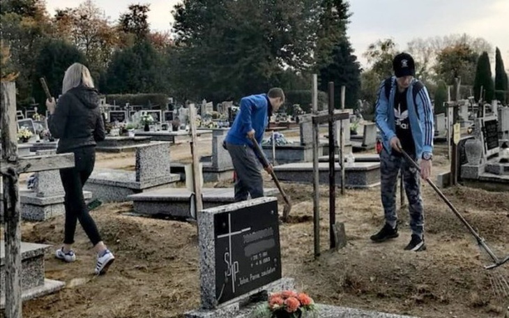 Zbiórka Remont opuszczonych pomnikow. - zdjęcie główne