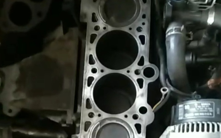 Zbiórka Naprawa silnika audi - zdjęcie główne