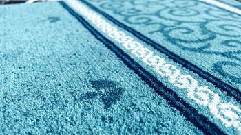 Zbiórka Dywany do meczetu - miniaturka zdjęcia