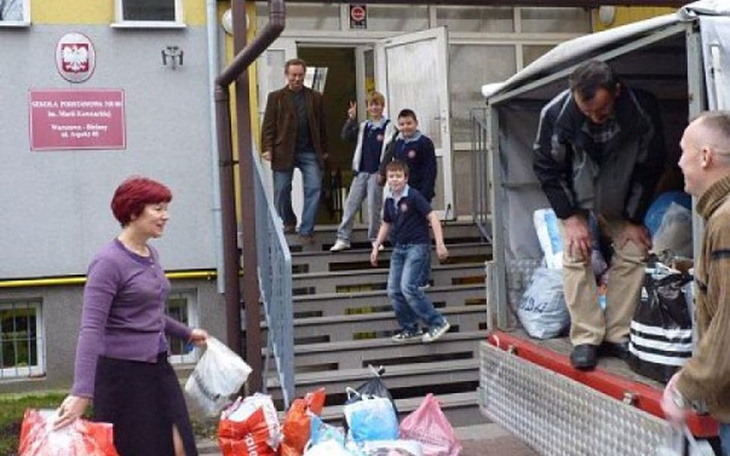 Zbiórka Pomoc dla powodzian! - zdjęcie główne