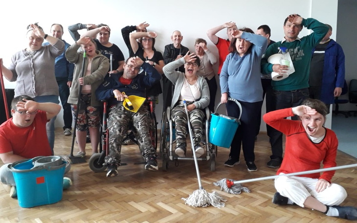 Zbiórka Koniec z lataniem na miotle - zdjęcie główne