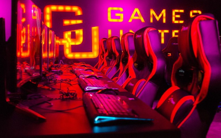 Zbiórka Rozwój drużyny E-Sportowej - zdjęcie główne