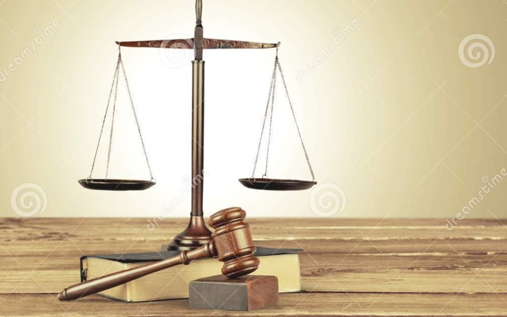 Zbiórka Na adwokata przeciw lekarzowi - zdjęcie główne