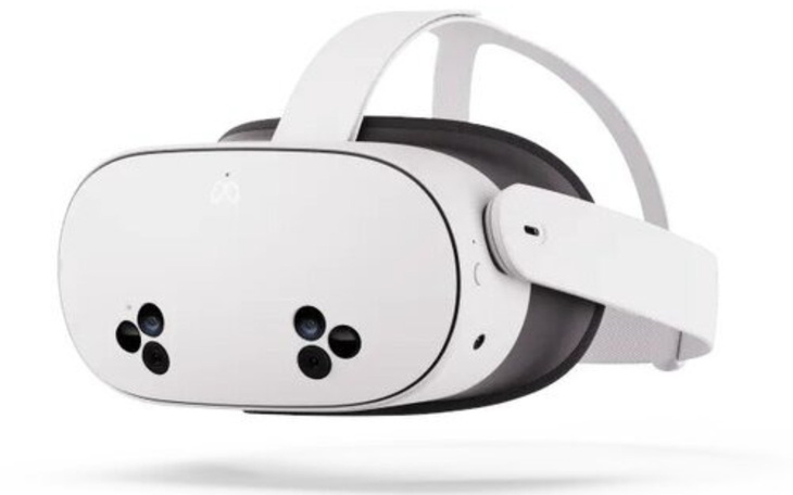 Nowoczesne gogle VR w białym kolorze na białym tle.