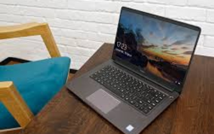 Zbiórka Pomóż mi kupić laptopa - zdjęcie główne