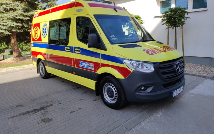 Zbiórka Na pomoc ludzia i zwierzakaUkr - zdjęcie główne