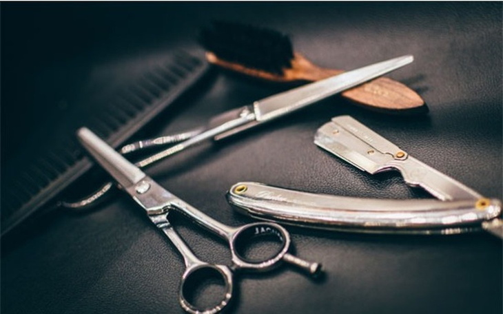 Zbiórka Szkolenia fryzjerskie - zdjęcie główne