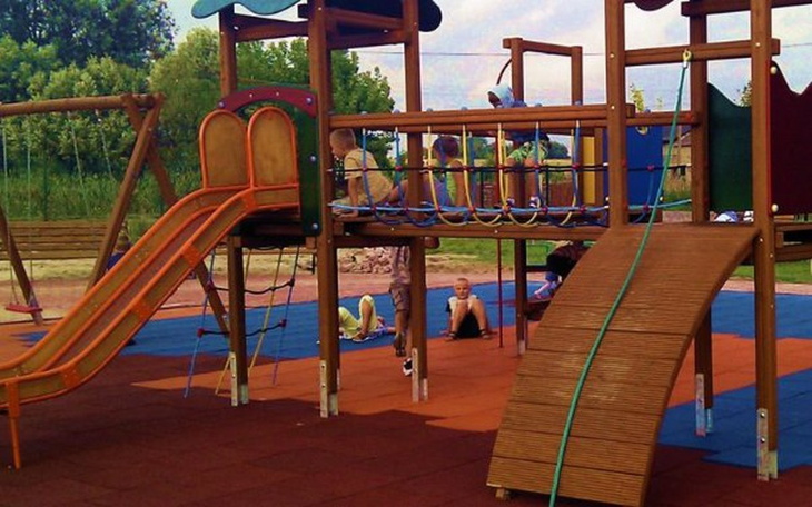 Zbiórka plac zabaw dla dzieci z Wikielca - zdjęcie główne
