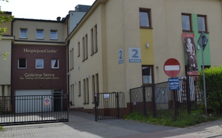 Zbiórka na komputer oraz na hospicjum - zdjęcie główne