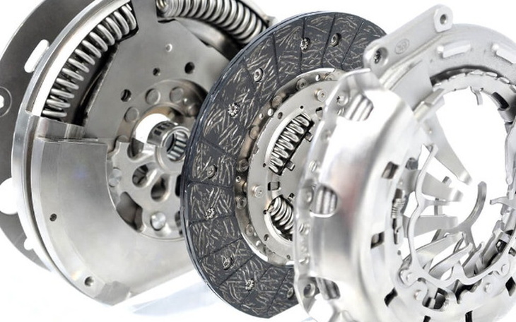 Zbiórka Naprawa auta potrzebnego w pracy - zdjęcie główne