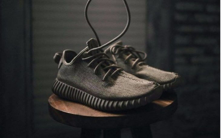 Zbiórka Adidas Yeezy Boost 350 - zdjęcie główne