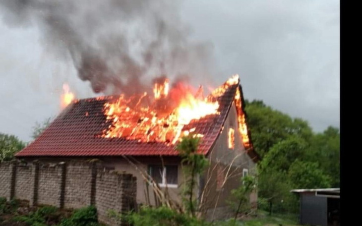 Zbiórka Budujemy dom po pożarze... - zdjęcie główne