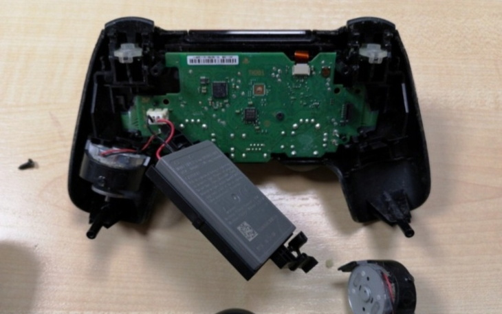 Zbiórka Na nowego pada ps4 - zdjęcie główne