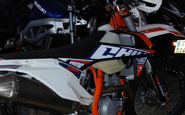 Zbiórka Na enduro marzenie pozdro - zdjęcie główne