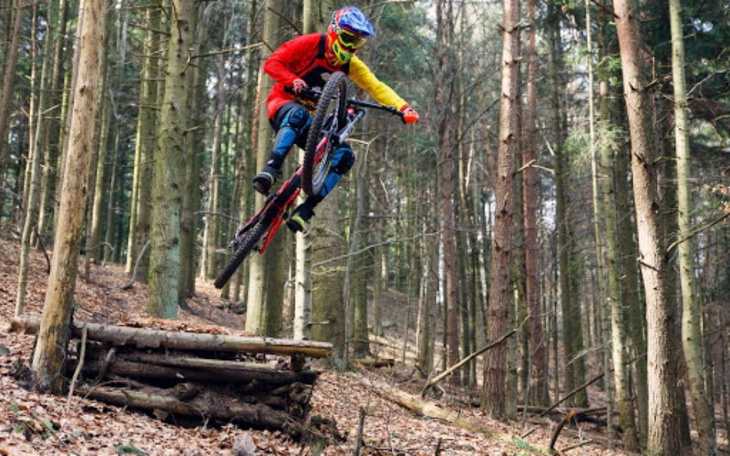 Zbiórka na budowe trasy fr dh - zdjęcie główne