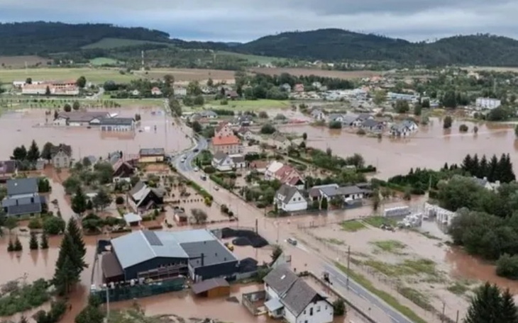 Zbiórka Powodzianom z Kotliny Kłodzkiej - zdjęcie główne