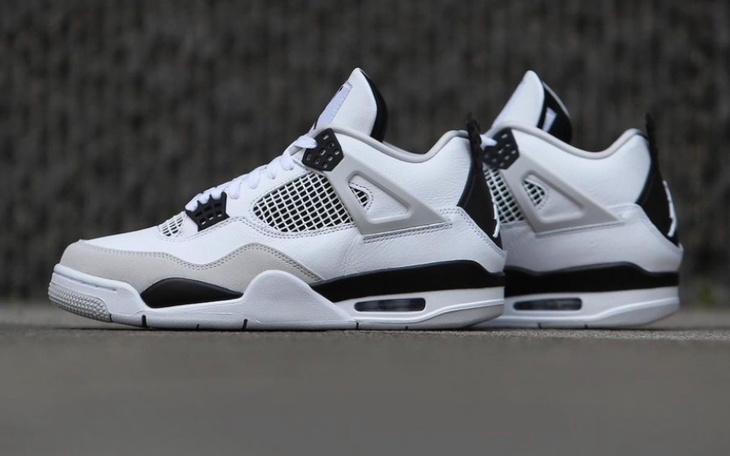 Zbiórka na buty jordan 4 military black - zdjęcie główne