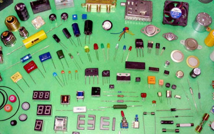 Zbiórka Części Elektroniczne - zdjęcie główne