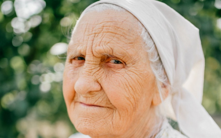 Zbiórka Biedna pani potrzebuje pomocy - zdjęcie główne