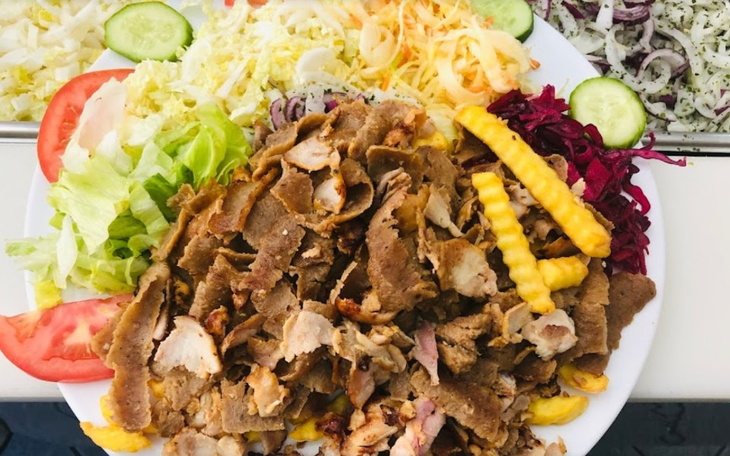 Zbiórka na kebaba benc - zdjęcie główne