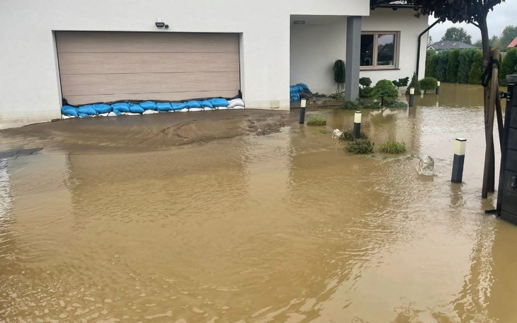 Zbiórka Środki na odbudowę po powodzi. - zdjęcie główne