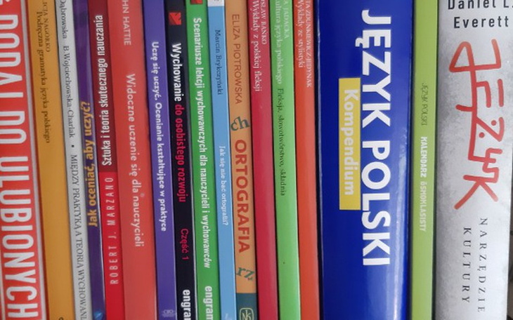 Zbiórka Stwórzmy pracownię polonistyczną - zdjęcie główne