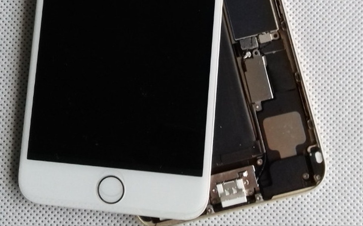 Zbiórka Złodziej ukradł-rozwalił iphone - zdjęcie główne
