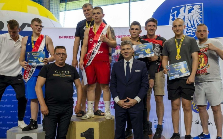 Zbiórka Zbiórka na operację dla Mikołaja - zdjęcie główne