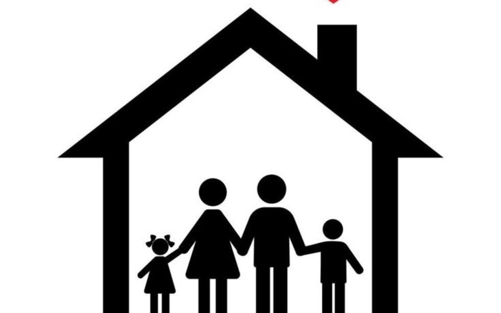 Ikona rodziny w kształcie domu, symbolizująca bezpieczeństwo.