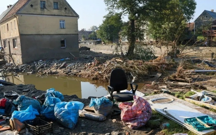 Zbiórka Pani Janina 96lat trzebieszowice - zdjęcie główne