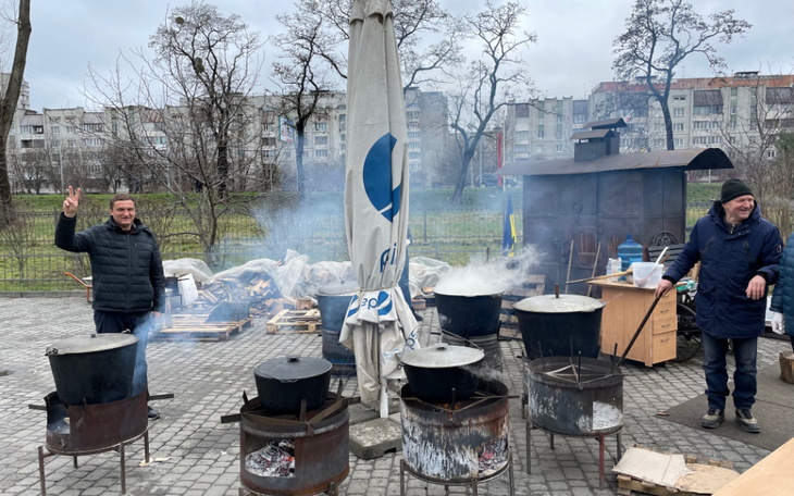 Zbiórka Kuchnia polowa Berehinia - zdjęcie główne