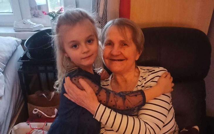 Zbiórka Łóżko rehabilitacyjne dla Ewy - zdjęcie główne